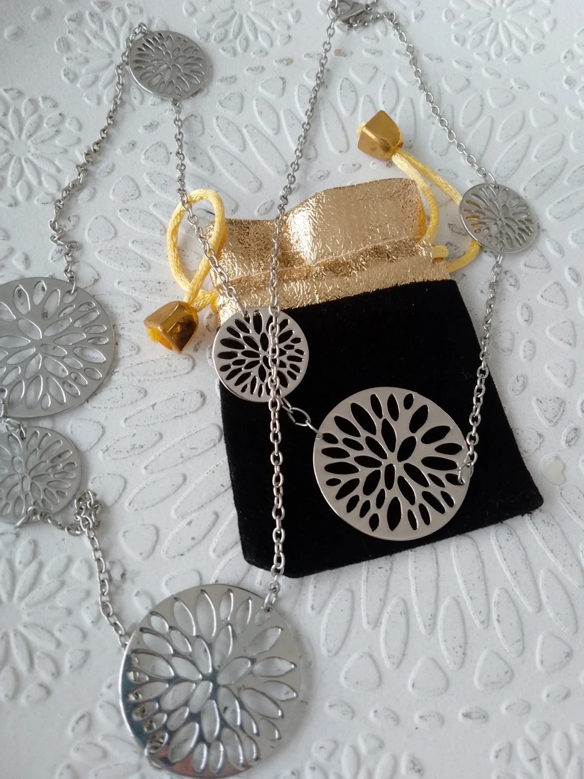 Collier sautoir en acier inoxydable argenté